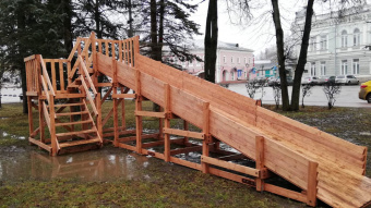 Ледяная горка SWAN-2 (Спуск длиной 7,0 м)